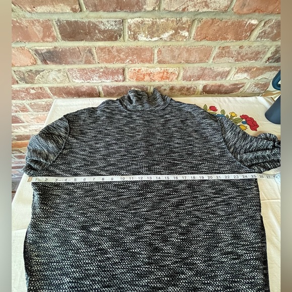 We the Free slit side Tunic Medium - Picture 4 of 10